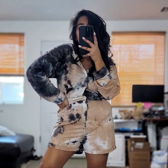 SUMMER SKIES GRAY TAN ROMPER - Picture 1 of 8